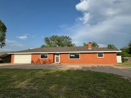 124 N 12TH AVE, FAIRVIEW, OK 73737 - Image 1