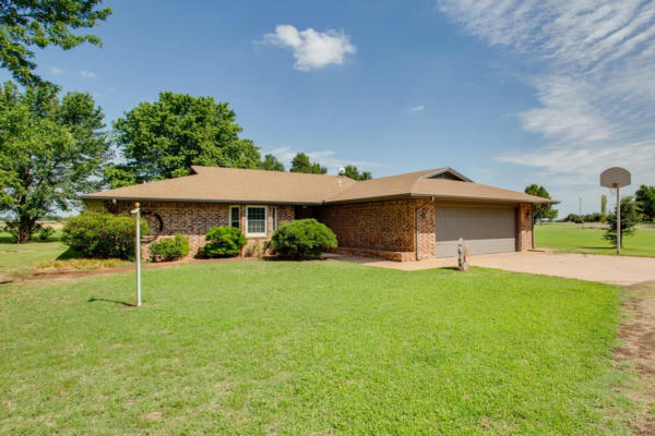 4606 S COVERED WAGON TRL, ENID, OK 73701 - Image 1